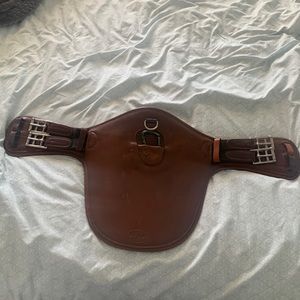 Prestige Italia Stud Girth- 24inches